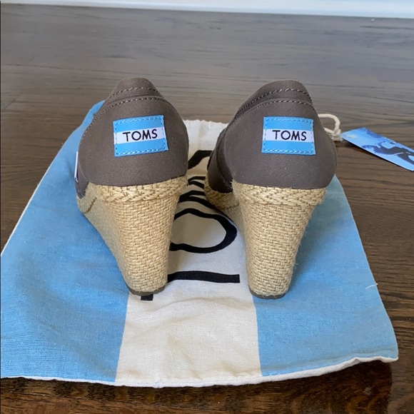 TOMS Espadrille Wedge Sandal - Picture 4 of 6